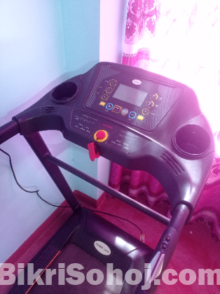 Powerland treadmill